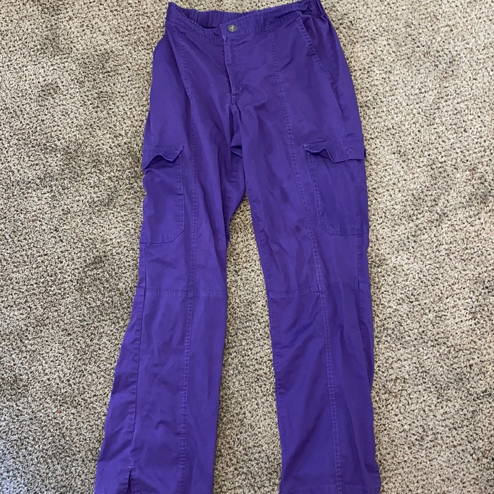 Size MEDIUM Butter-Soft by UA Purple Scrub Pants